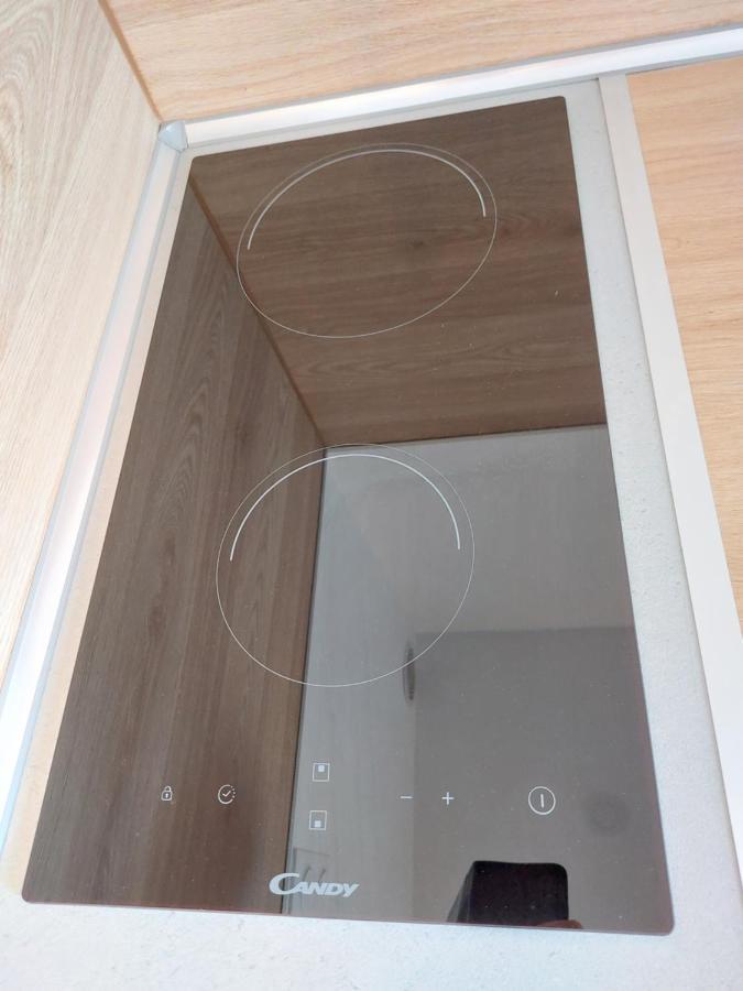 Apartment Avec Loggia Vue Et Acces Plage, Wifi Tv